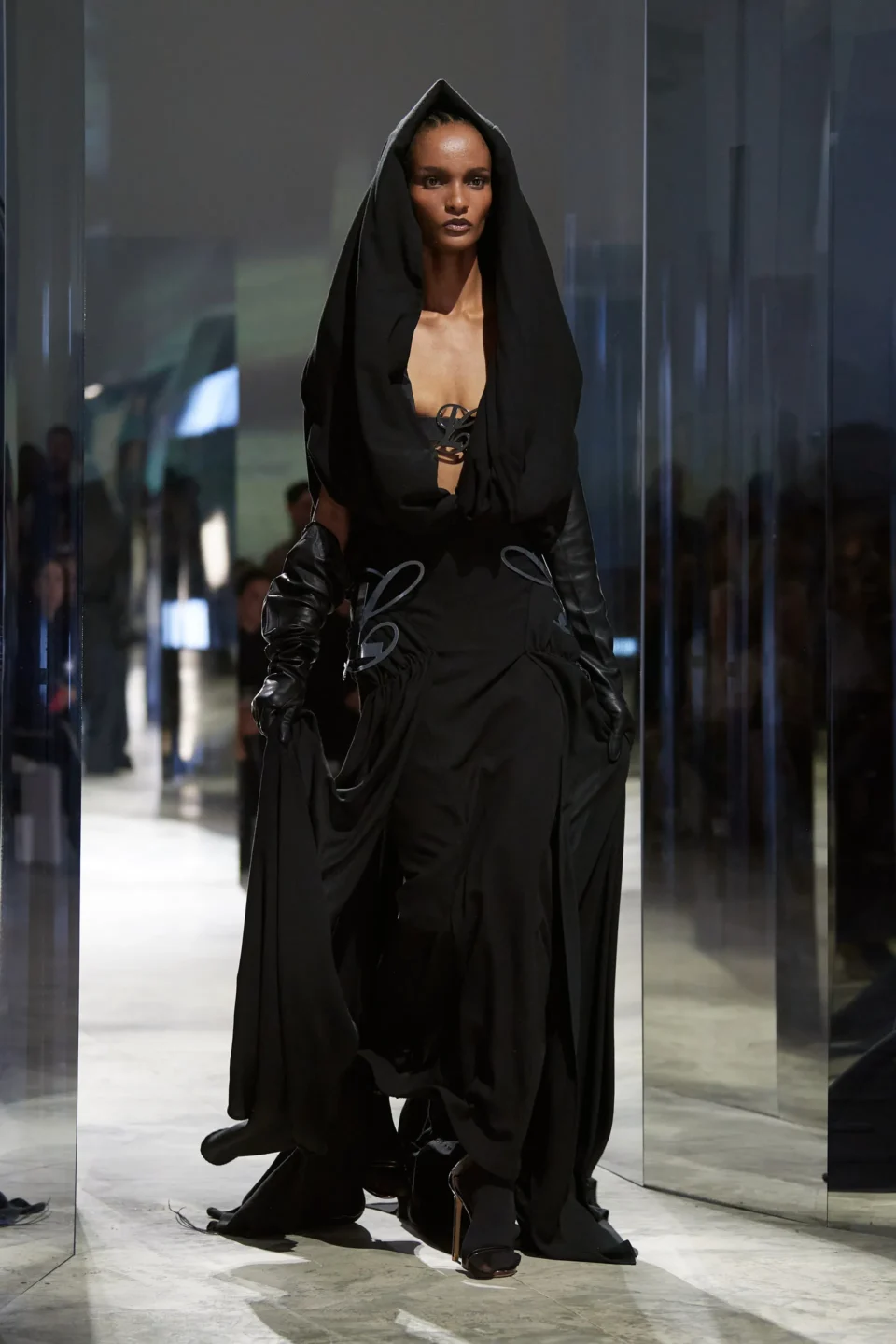 00052-luar-fall-2023-ready-to-wear-credit-gorunway