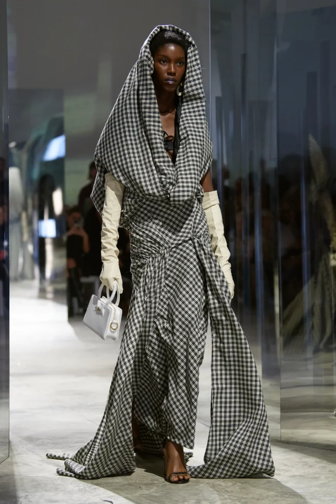 00053-luar-fall-2023-ready-to-wear-credit-gorunway