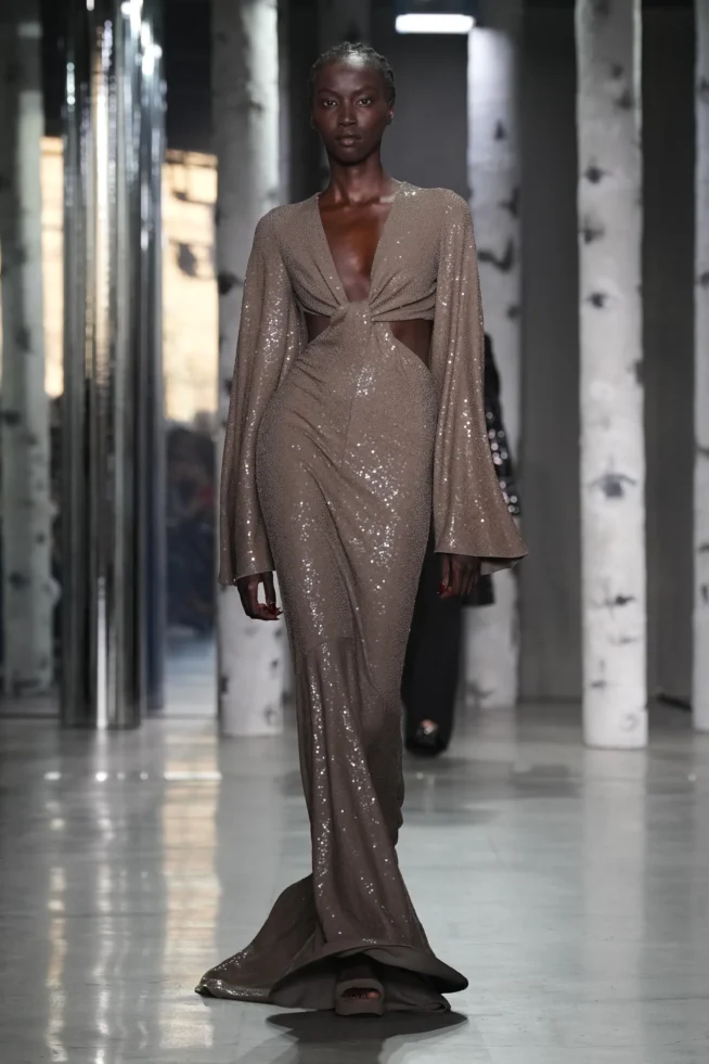 00060-michael-kors-fall-2023-ready-to-wear-credit-gorunway