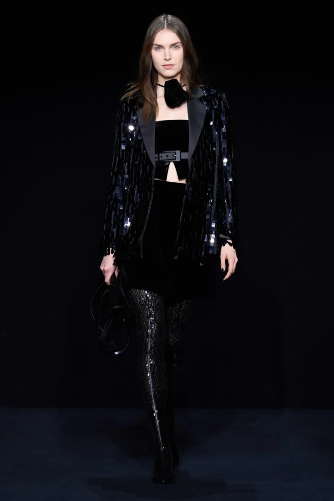 00061-emporio-armani-fall-2023-ready-to-wear-credit-gorunway