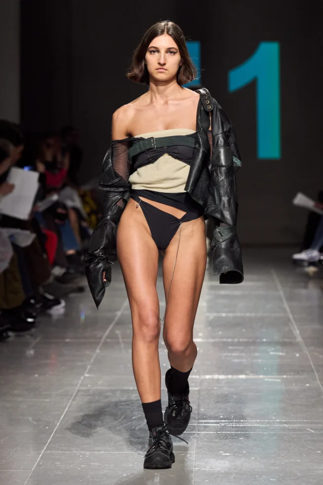 00062-central-saint-martins-fall-2023-ready-to-wear-credit-gorunway