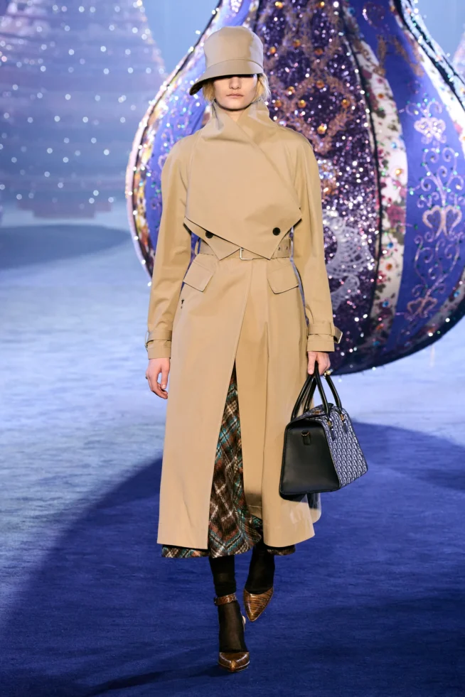00063-christian-dior-fall-2023-ready-to-wear-credit-gorunway