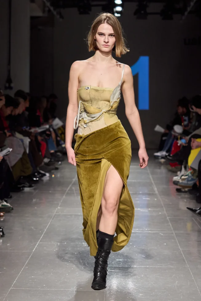 00065-central-saint-martins-fall-2023-ready-to-wear-credit-gorunway