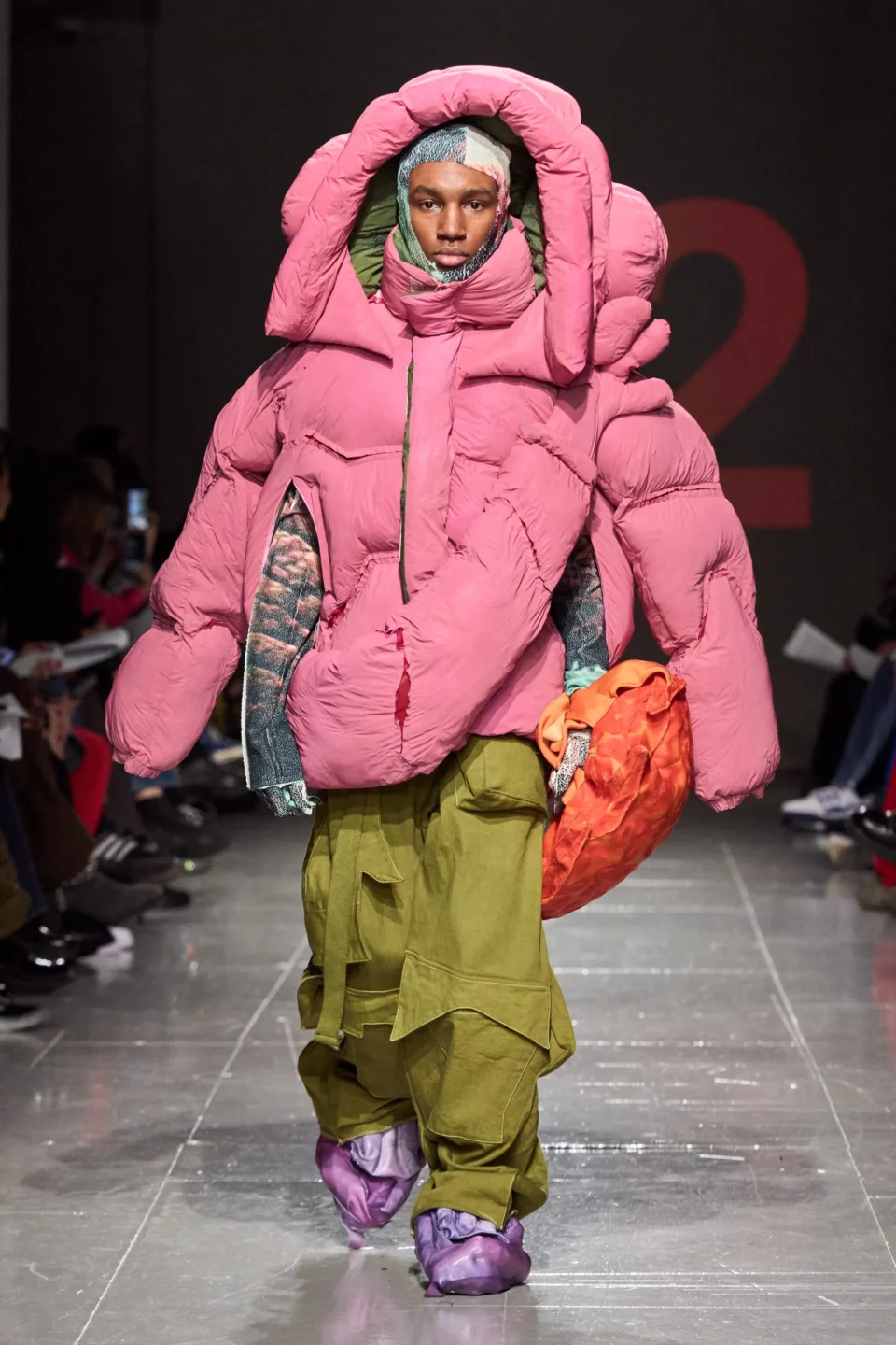 00066-central-saint-martins-fall-2023-ready-to-wear-credit-gorunway