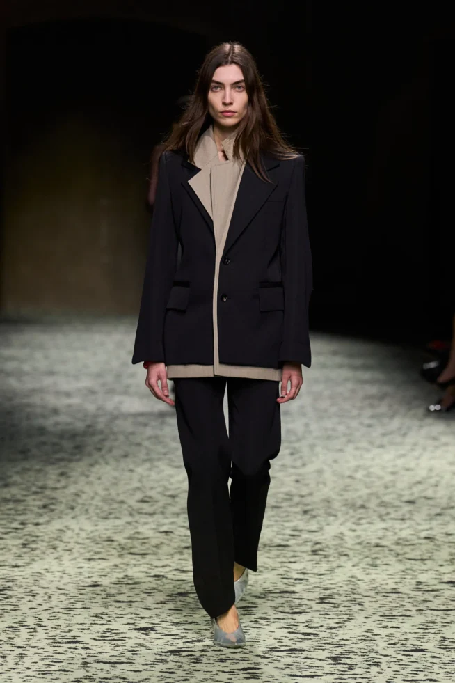 00068-bottega-veneta-fall-2023-ready-to-wear-credit-gorunway