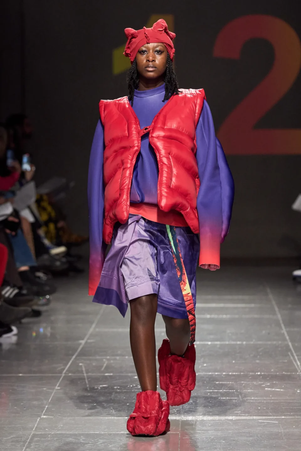 00068-central-saint-martins-fall-2023-ready-to-wear-credit-gorunway