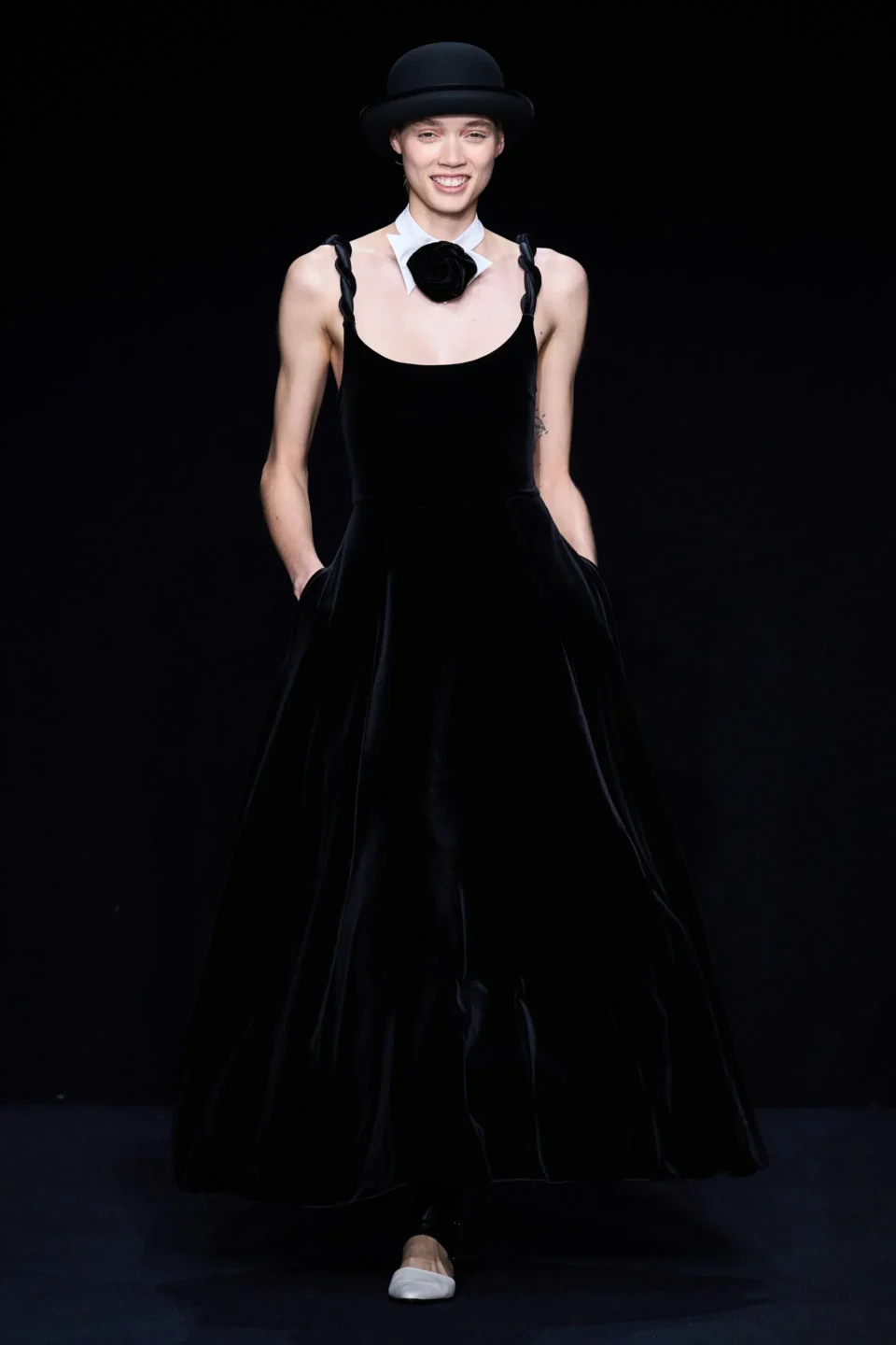 00069-emporio-armani-fall-2023-ready-to-wear-credit-gorunway