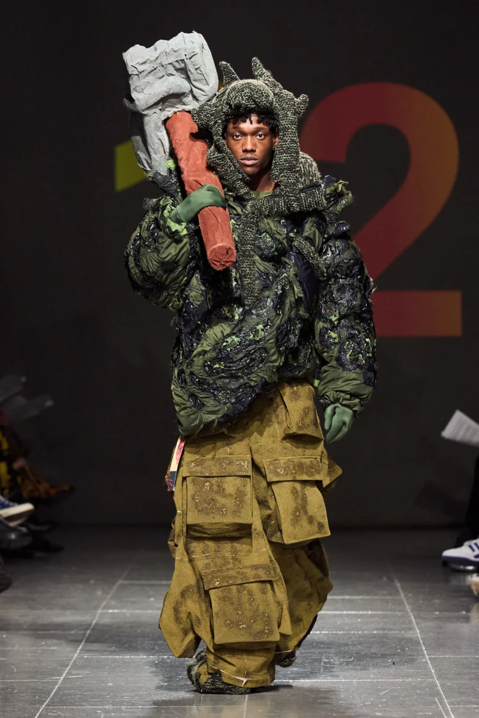 00071-central-saint-martins-fall-2023-ready-to-wear-credit-gorunway
