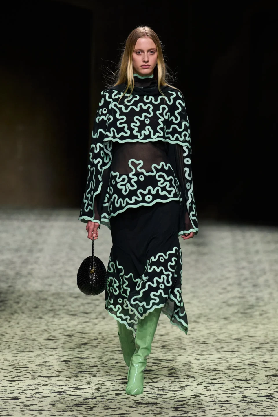 00079-bottega-veneta-fall-2023-ready-to-wear-credit-gorunway