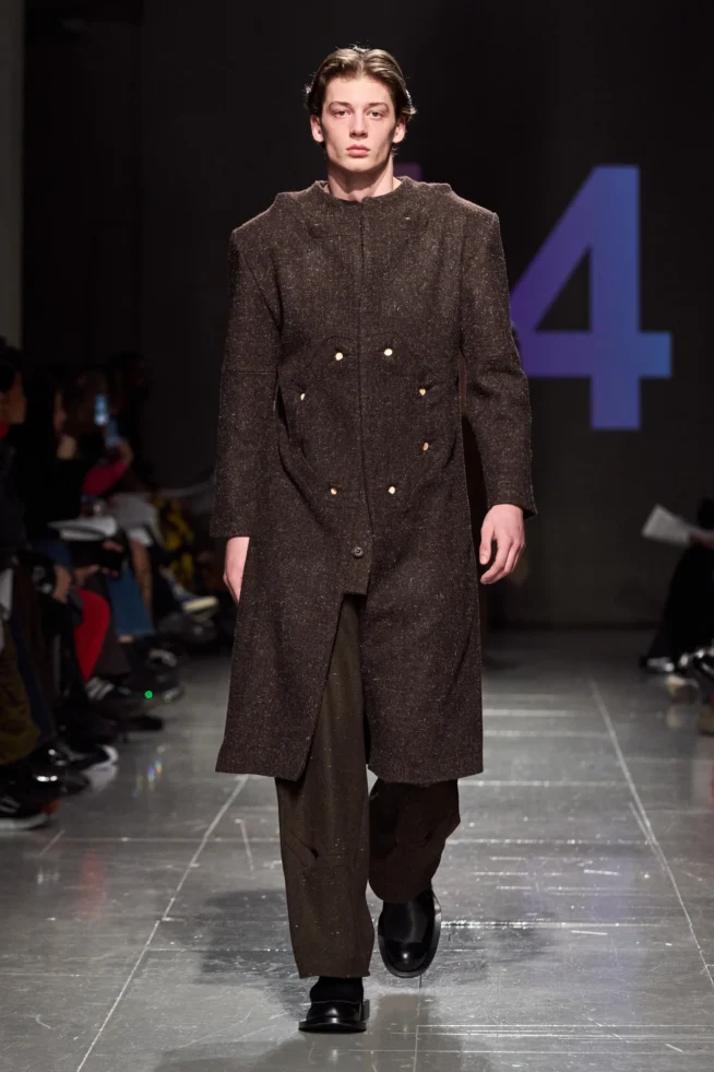 00079-central-saint-martins-fall-2023-ready-to-wear-credit-gorunway