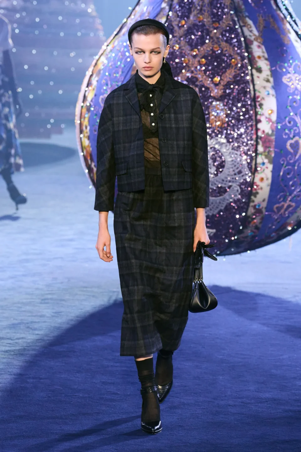 00084-christian-dior-fall-2023-ready-to-wear-credit-gorunway