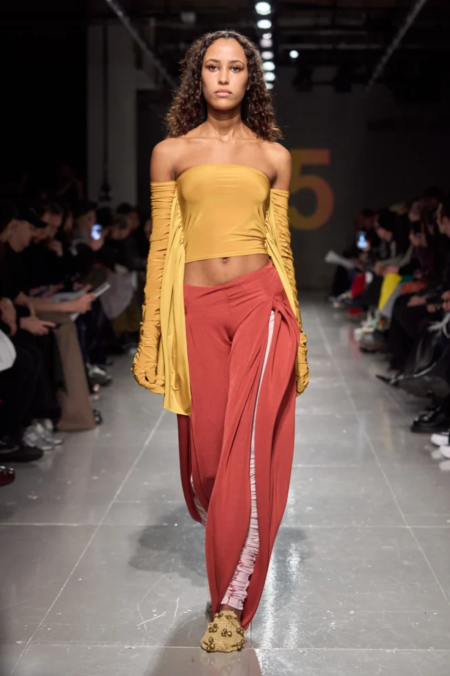 00086-central-saint-martins-fall-2023-ready-to-wear-credit-gorunway
