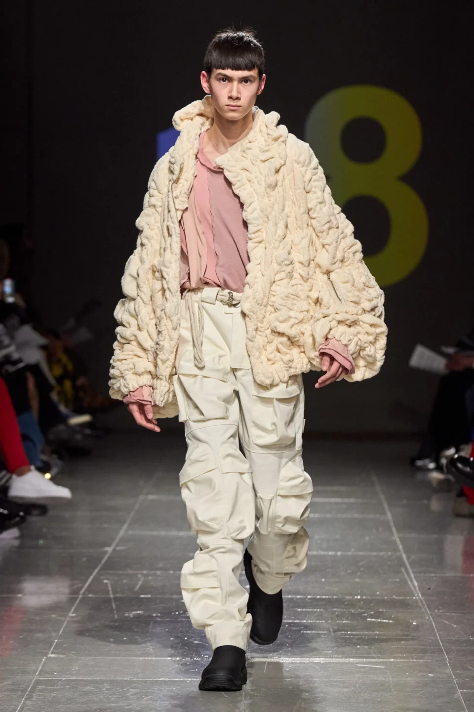 00104-central-saint-martins-fall-2023-ready-to-wear-credit-gorunway