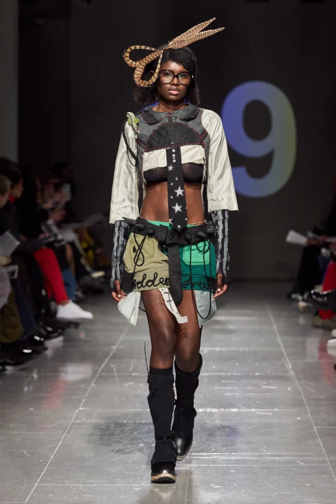 00111-central-saint-martins-fall-2023-ready-to-wear-credit-gorunway