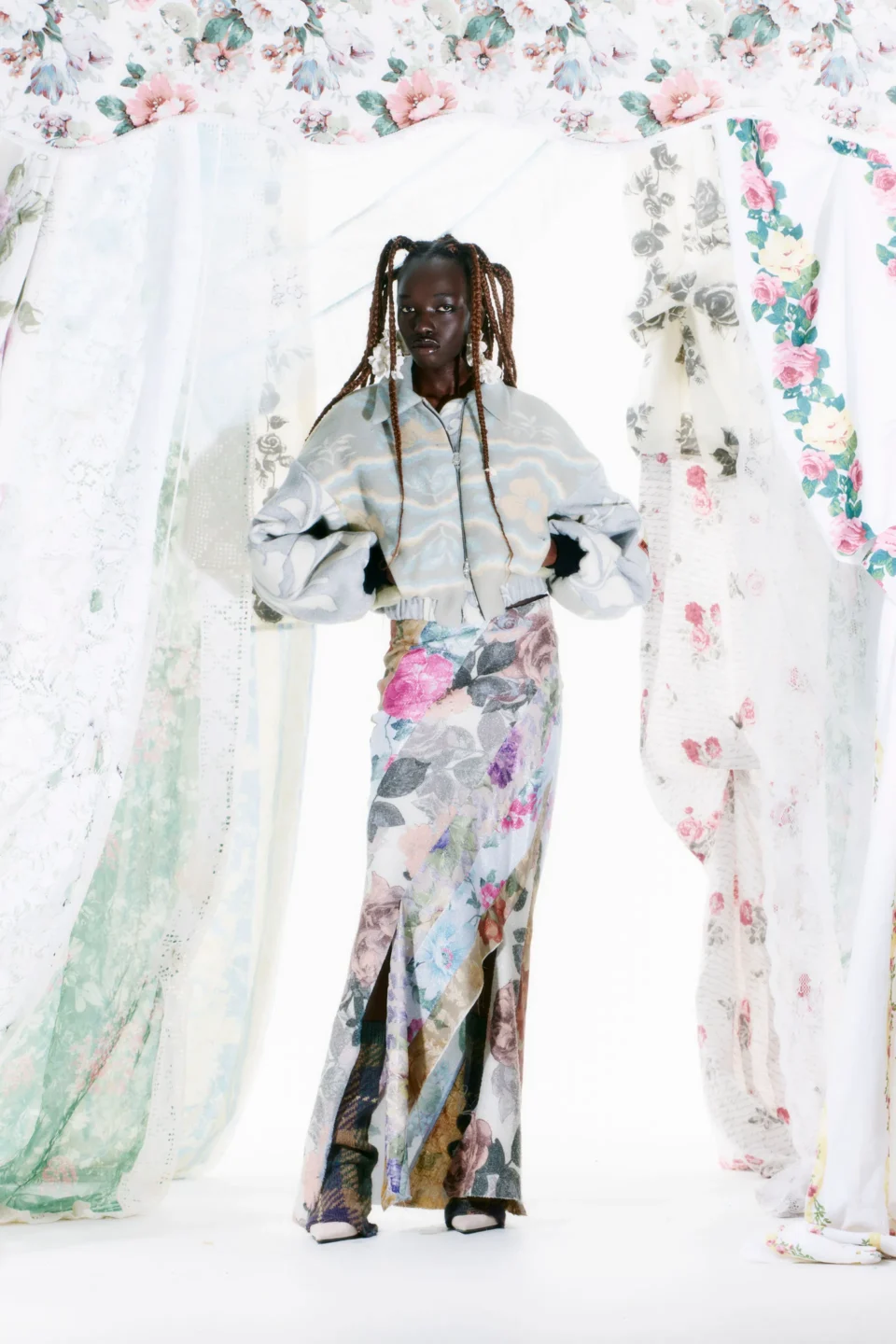 00001-rave-review-fall-2023-ready-to-wear-credit-brand