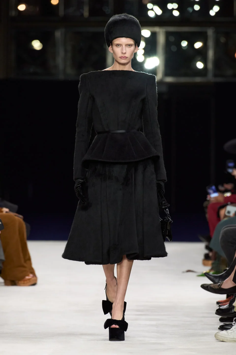 00002-balmain-fall-2023-ready-to-wear-credit-gorunway