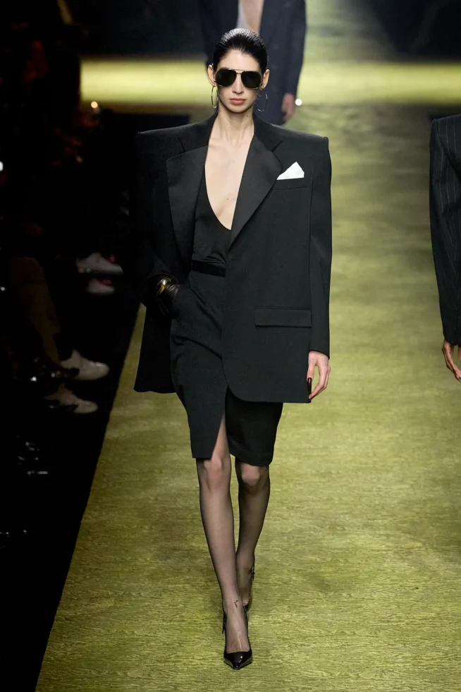 00002-saint-laurent-fall-2023-ready-to-wear-credit-gorunway