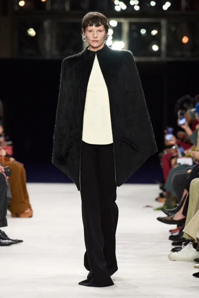 00003-balmain-fall-2023-ready-to-wear-credit-gorunway