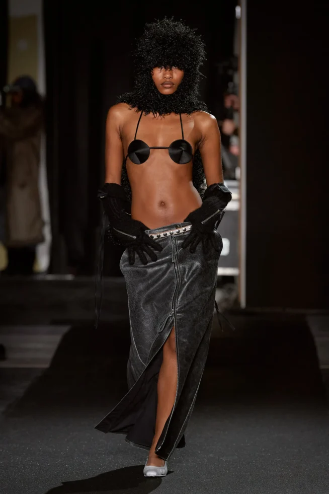00003-vaquera-fall-2023-ready-to-wear-credit-gorunway