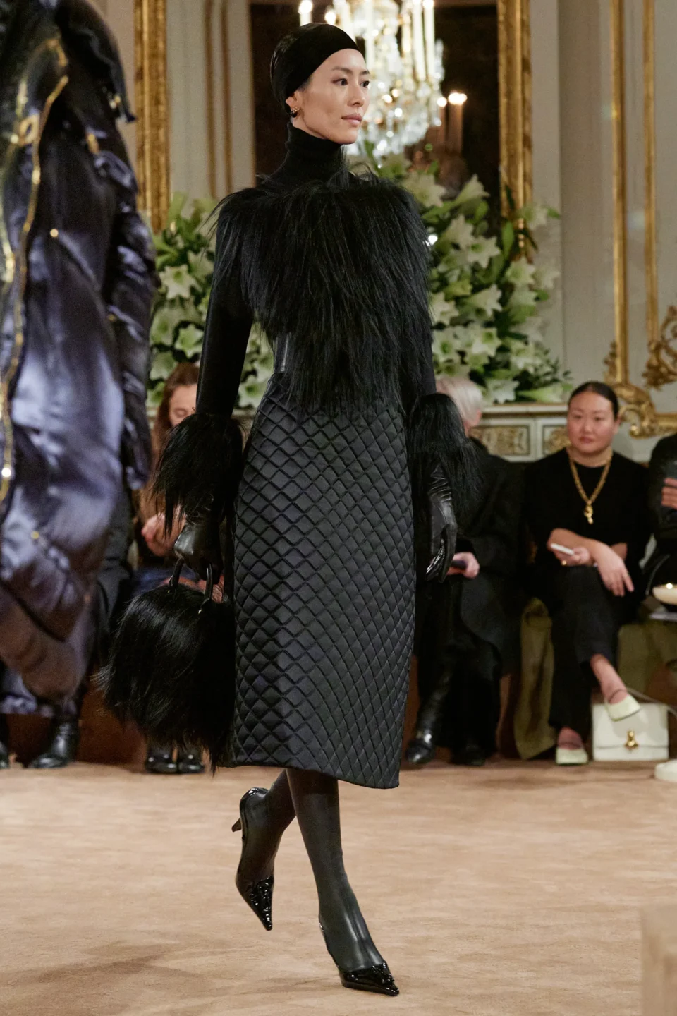 00004-schiaparelli-fall-2023-ready-to-wear-credit-gorunway