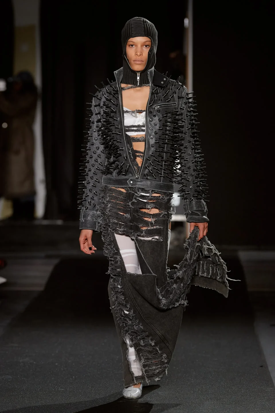 00004-vaquera-fall-2023-ready-to-wear-credit-gorunway