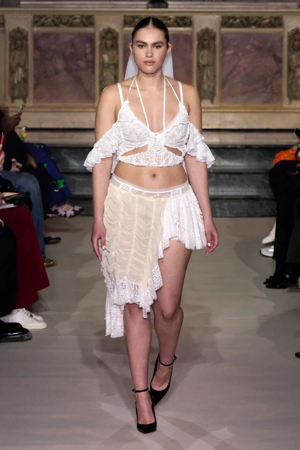 00005-ester-manas-fall-2023-ready-to-wear-credit-gorunway