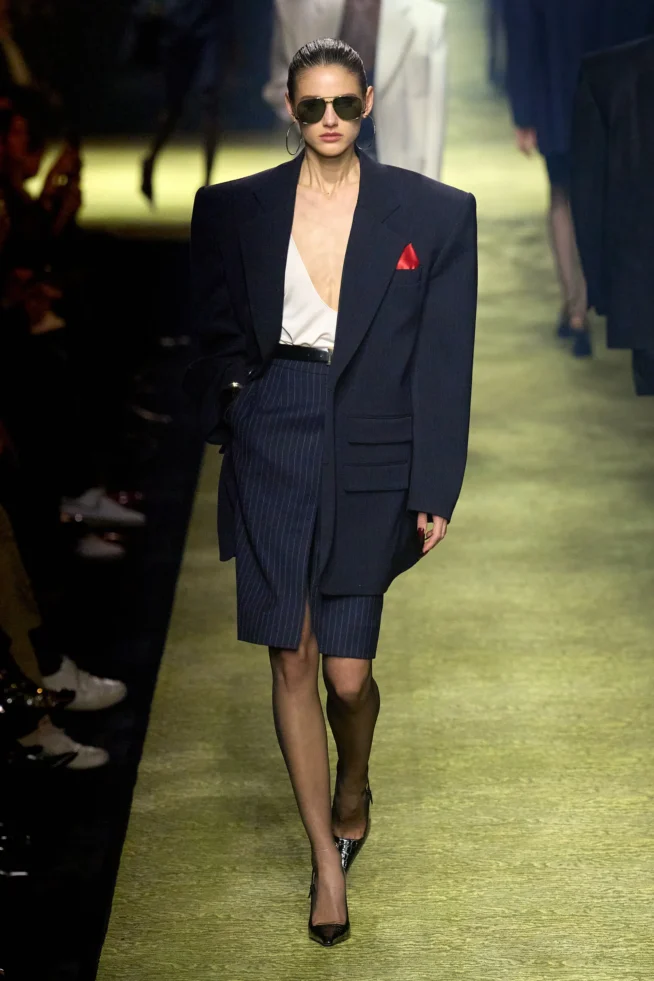 00005-saint-laurent-fall-2023-ready-to-wear-credit-gorunway