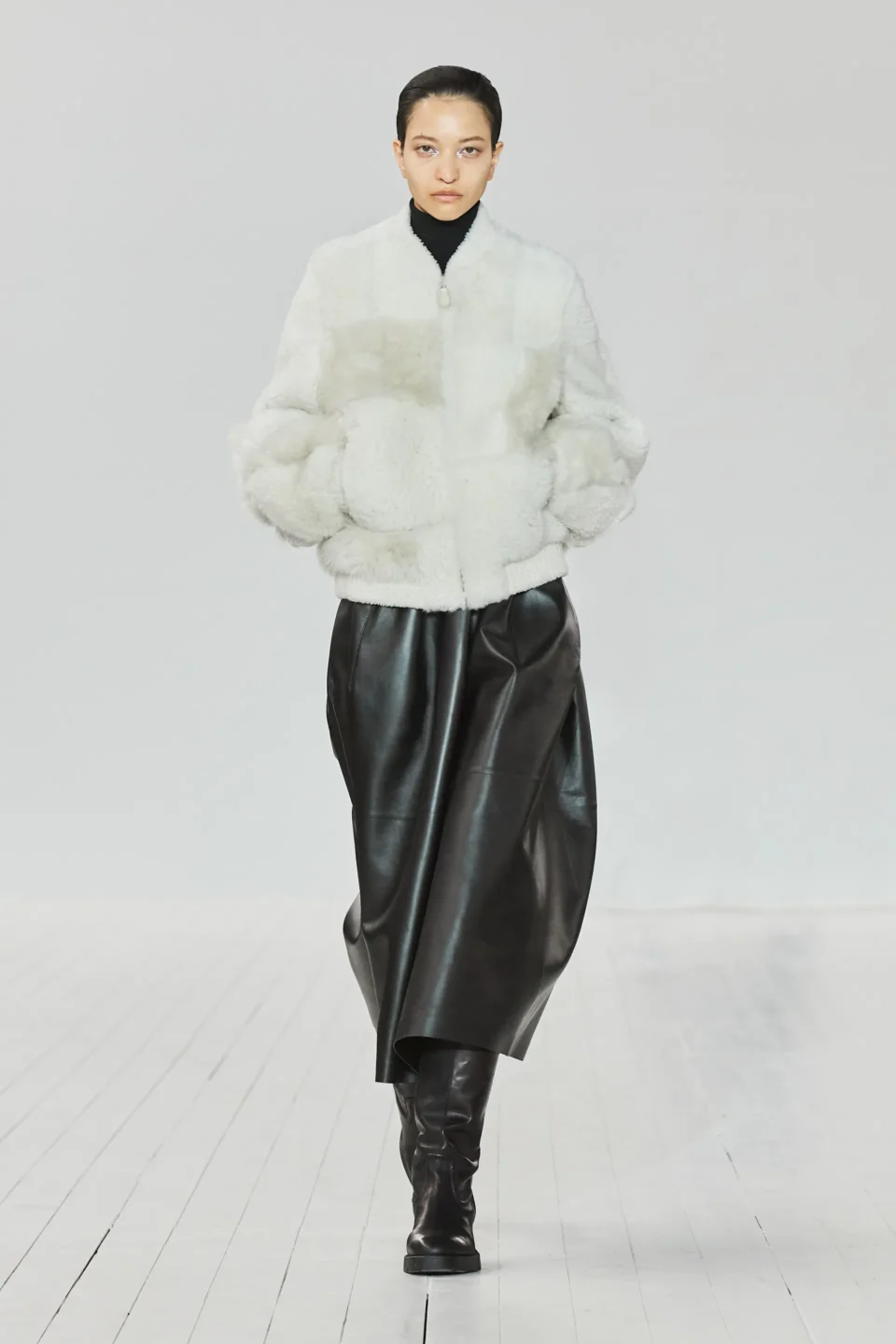 00007-chloe-fall-2023-ready-to-wear-credit-gorunway