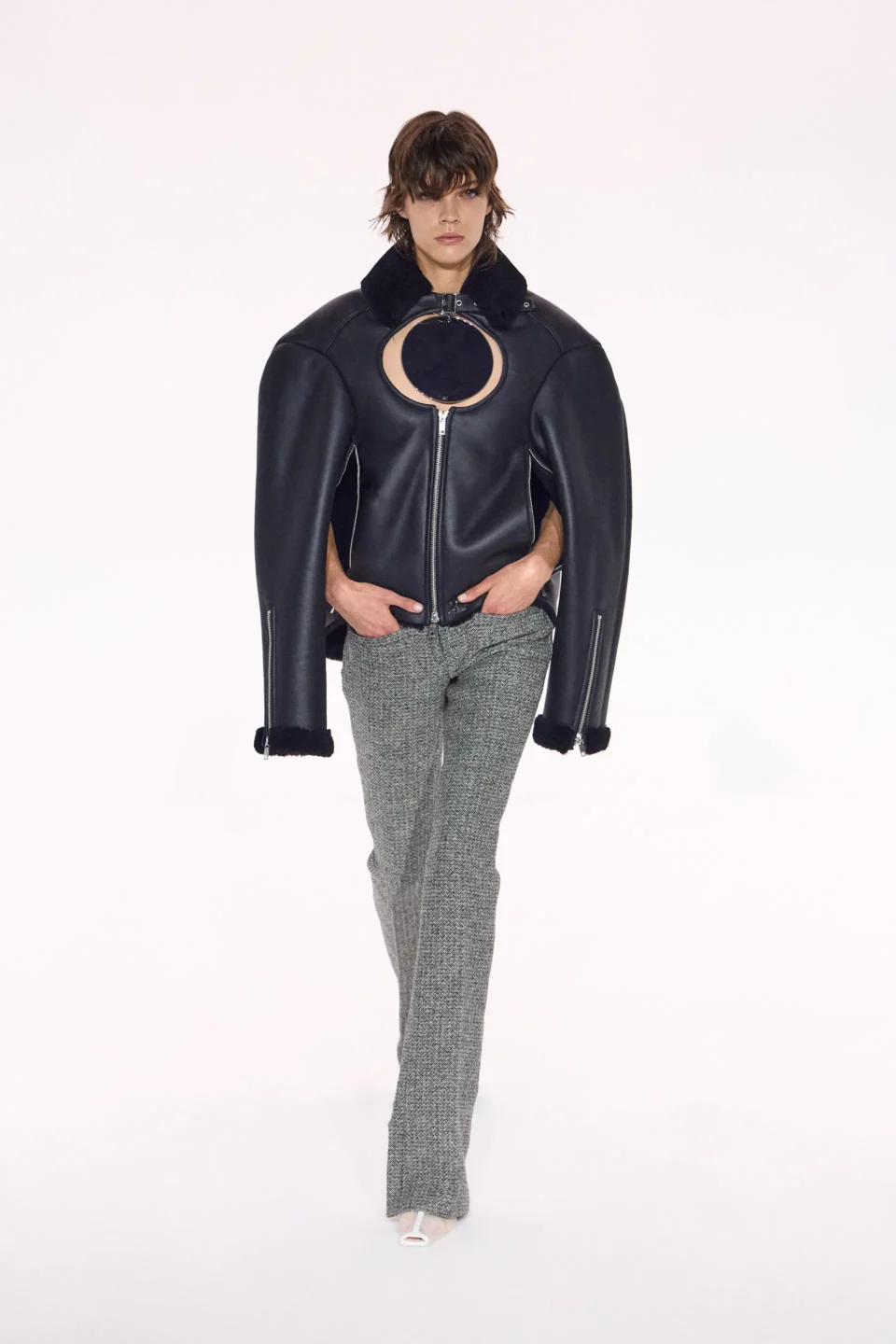 00007-courreges-fall-2023-ready-to-wear-credit-brand