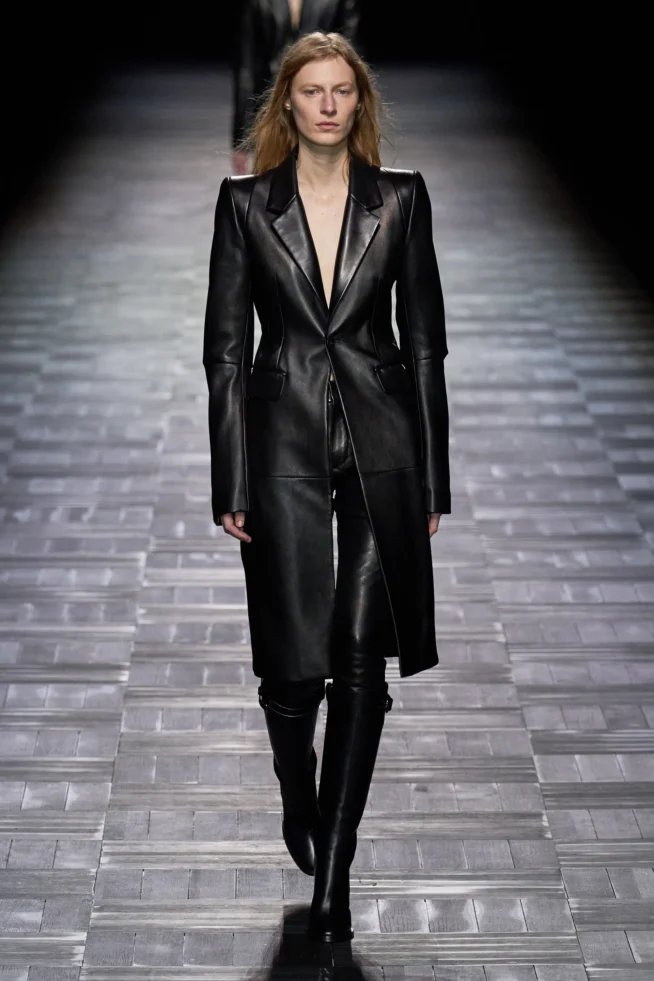 00008-ann-demeulemeester-fall-2023-ready-to-wear-credit-gorunway