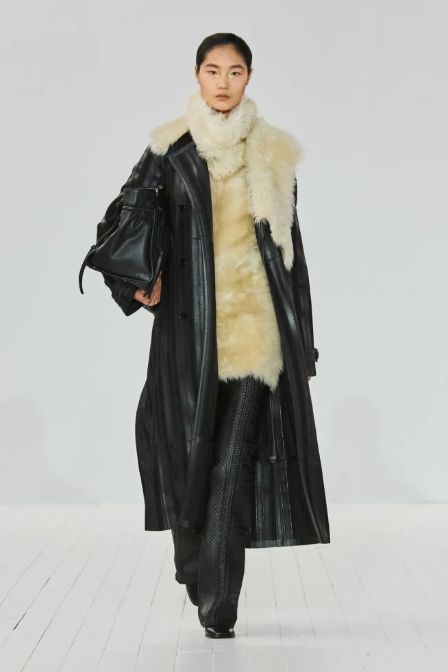 00008-chloe-fall-2023-ready-to-wear-credit-gorunway