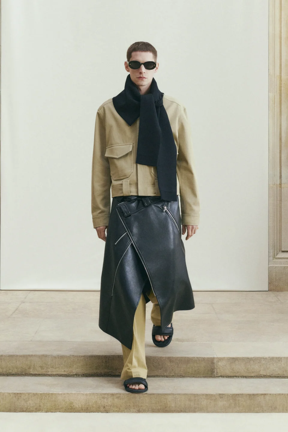 00008-nanushka-fall-2023-ready-to-wear-credit-jacqueline-landvik