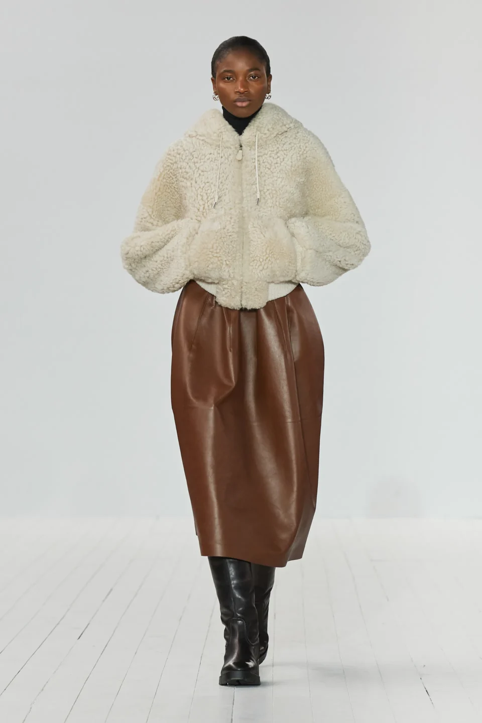 00009-chloe-fall-2023-ready-to-wear-credit-gorunway