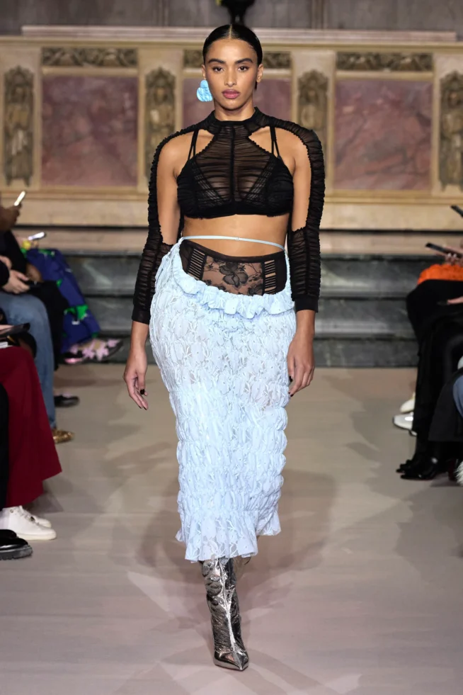 00009-ester-manas-fall-2023-ready-to-wear-credit-gorunway