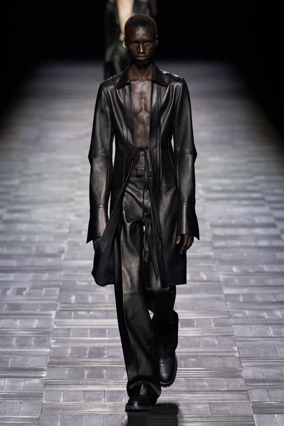00010-ann-demeulemeester-fall-2023-ready-to-wear-credit-gorunway