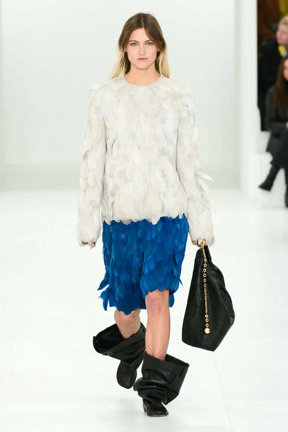 00010-loewe-fall-2023-ready-to-wear-credit-gorunway