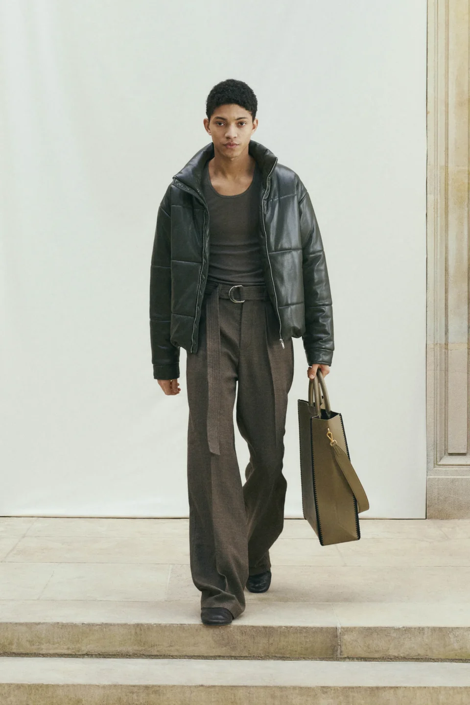00010-nanushka-fall-2023-ready-to-wear-credit-jacqueline-landvik