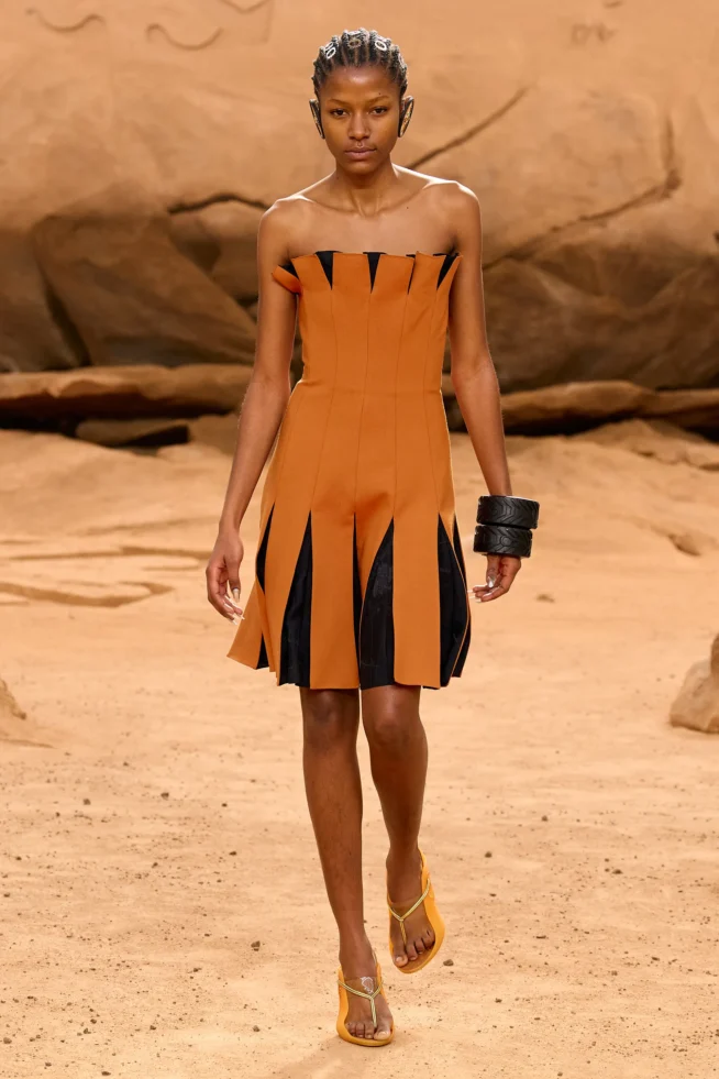 00010-off-white-fall-2023-ready-to-wear-credit-gorunway