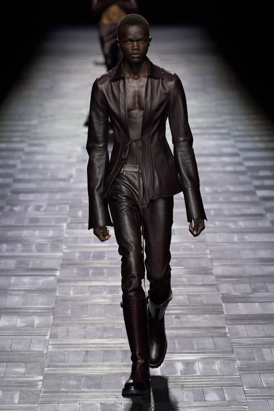 00012-ann-demeulemeester-fall-2023-ready-to-wear-credit-gorunway