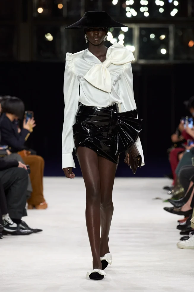 00012-balmain-fall-2023-ready-to-wear-credit-gorunway