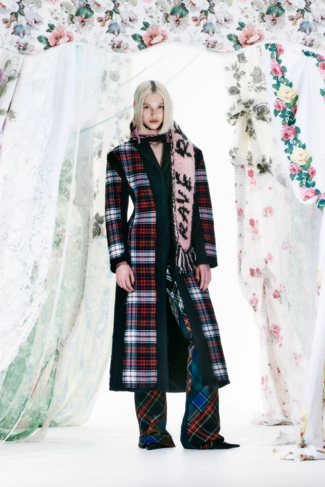 00012-rave-review-fall-2023-ready-to-wear-credit-brand