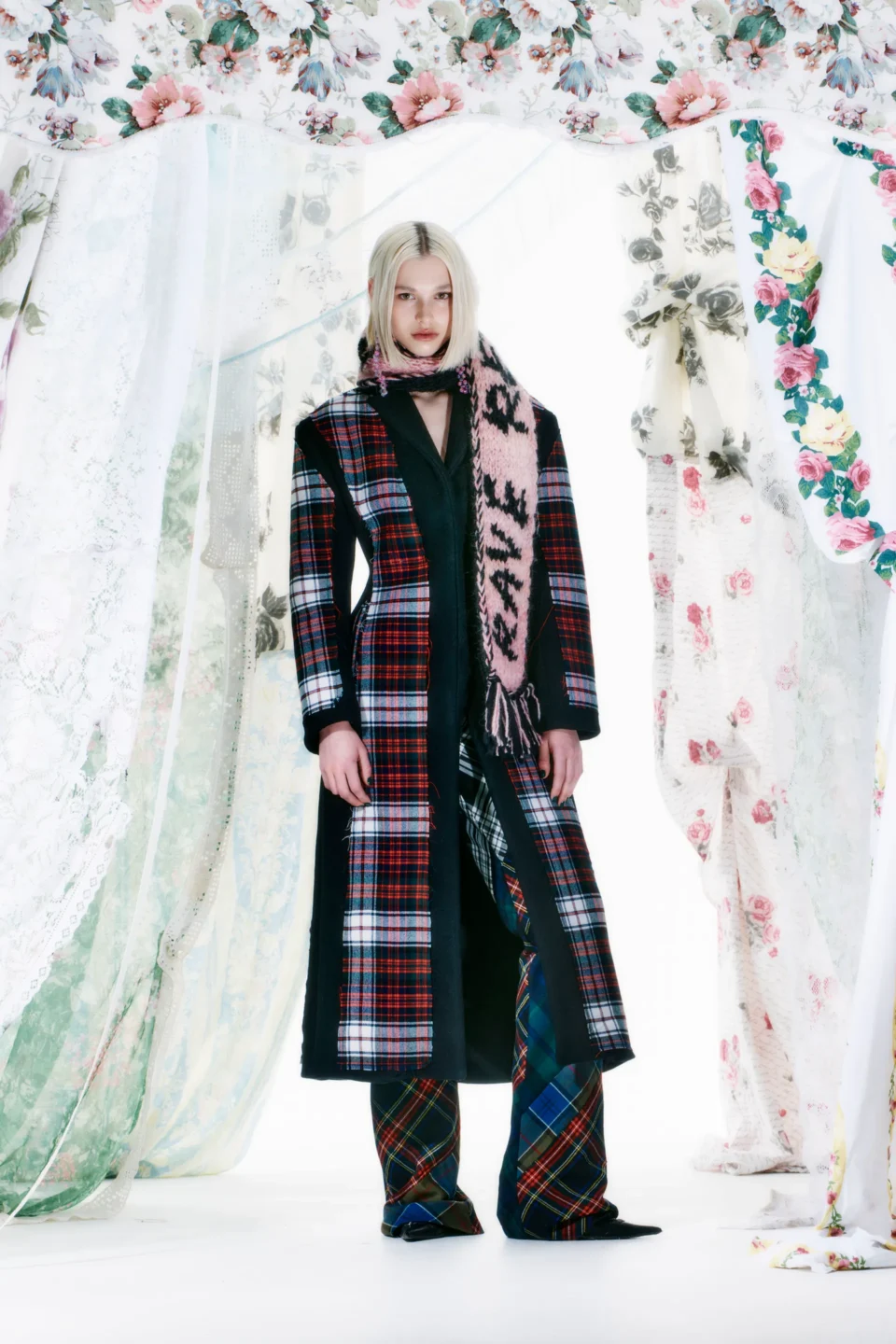 00012-rave-review-fall-2023-ready-to-wear-credit-brand