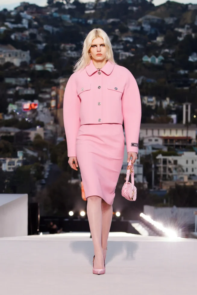 00013-versace-fall-2023-ready-to-wear-tokyo-credit-brand