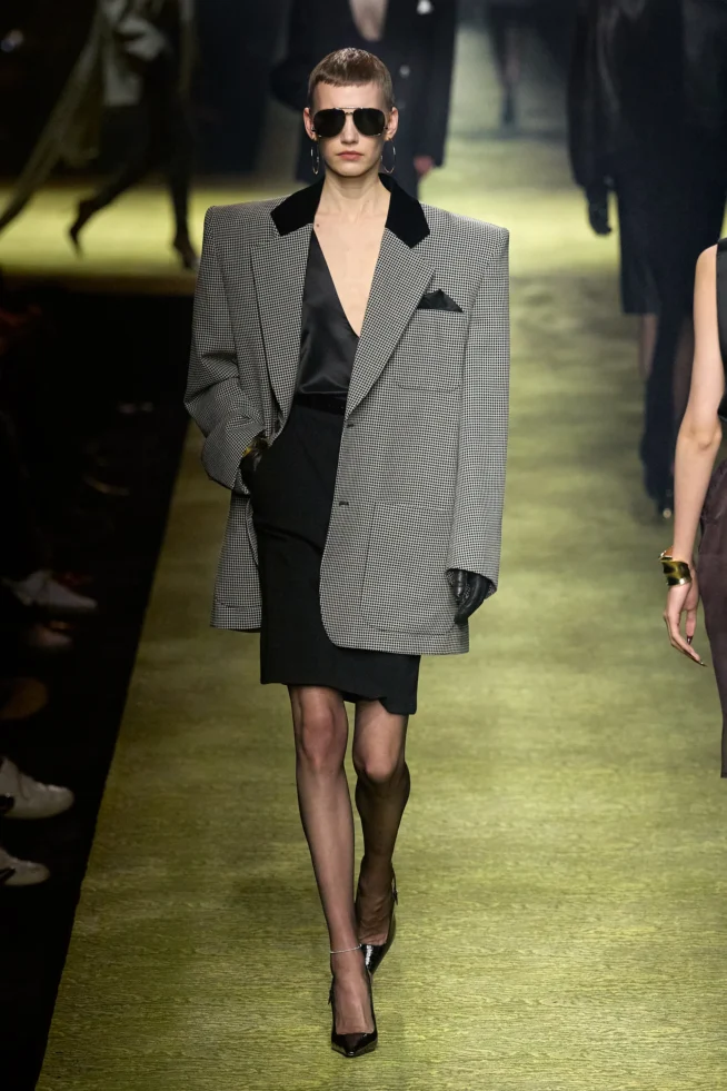 00014-saint-laurent-fall-2023-ready-to-wear-credit-gorunway