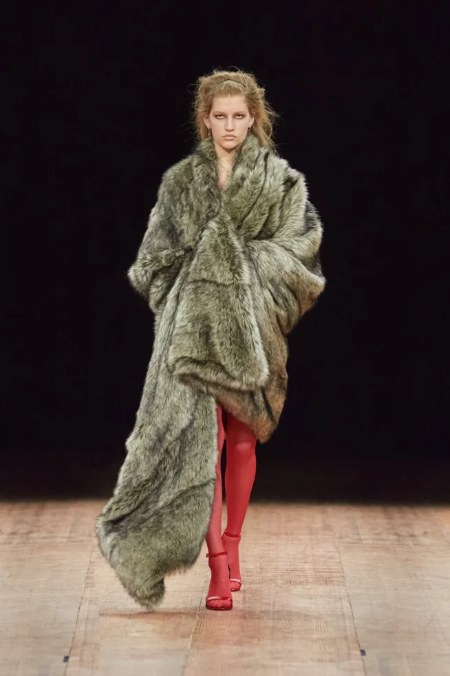 00016-coperni-fall-2023-ready-to-wear-credit-brand