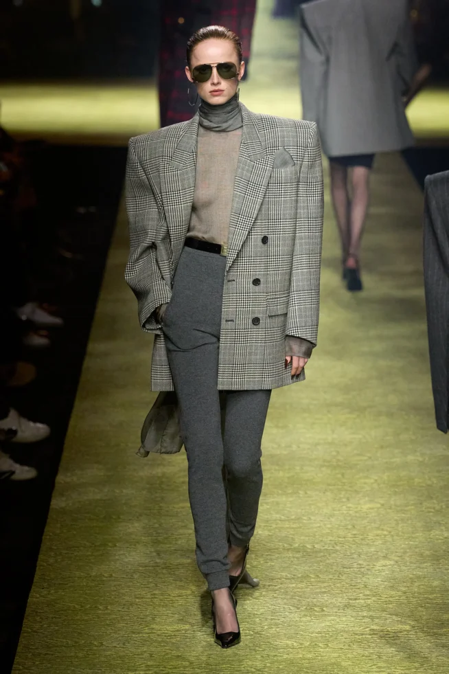 00016-saint-laurent-fall-2023-ready-to-wear-credit-gorunway