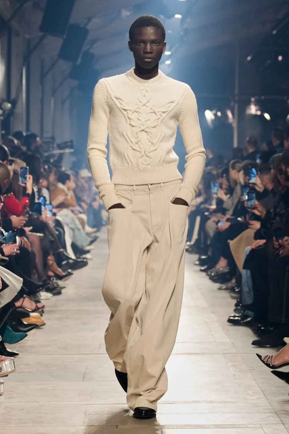 00018-isabel-marant-fall-2023-ready-to-wear-credit-gorunway
