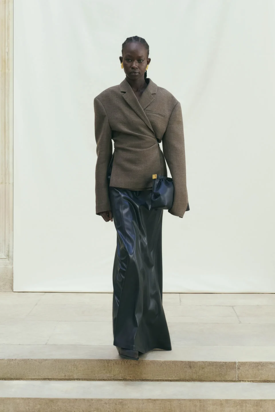 00020-nanushka-fall-2023-ready-to-wear-credit-jacqueline-landvik