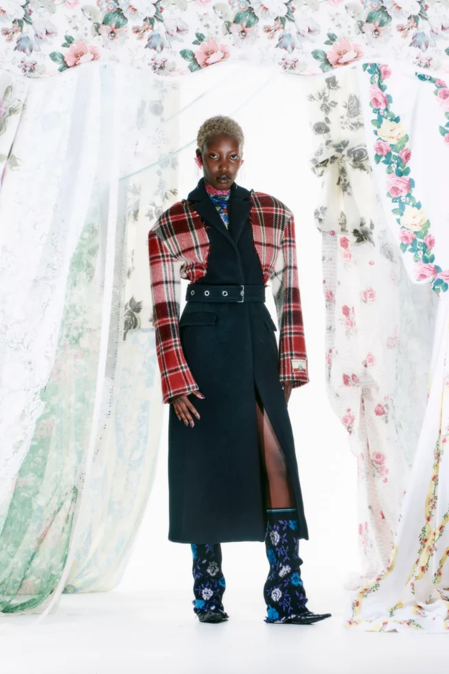 00020-rave-review-fall-2023-ready-to-wear-credit-brand