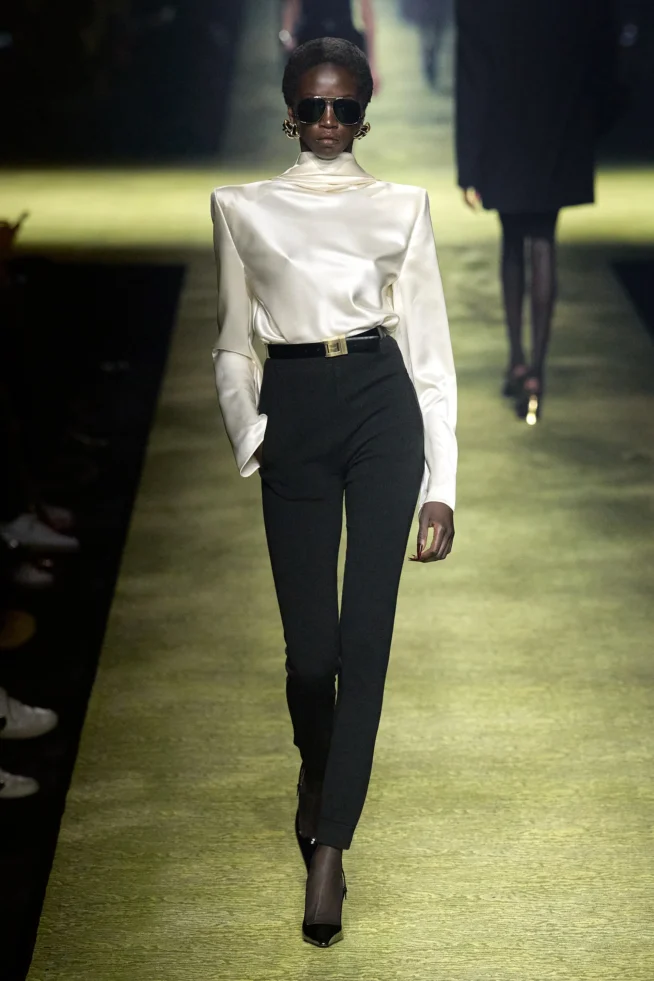 00022-saint-laurent-fall-2023-ready-to-wear-credit-gorunway